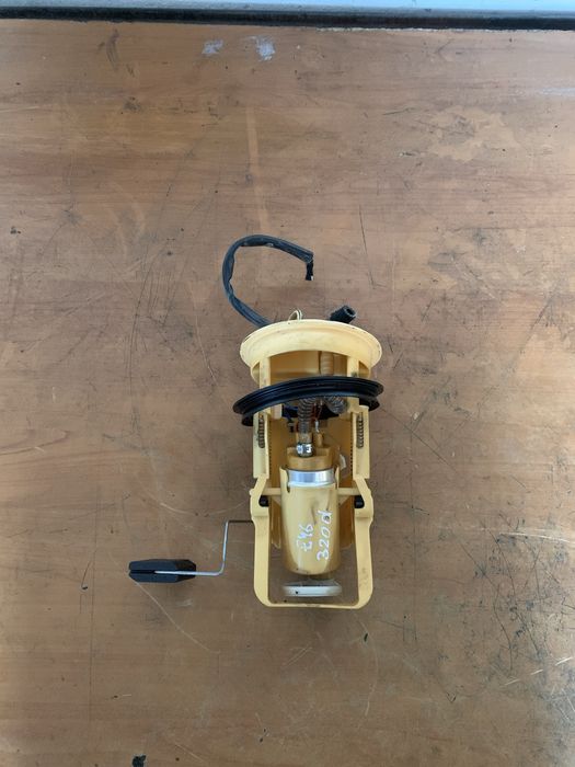 Pompa paliwa w bak bmw e46 318d 320d 330d sprawna kompletna