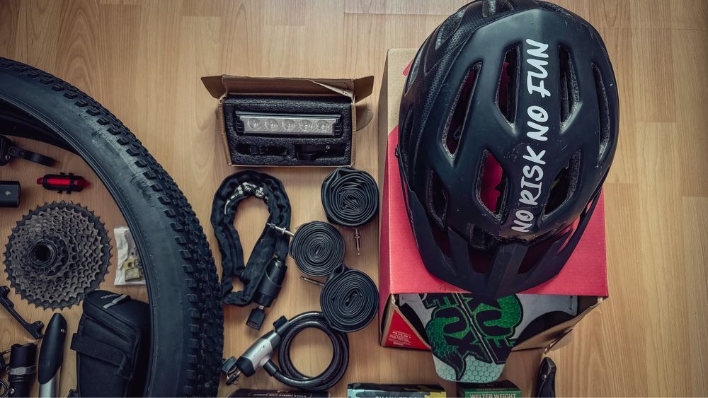 Запчастини до велосипеду! Maxxis, Bontrager, Specialized!