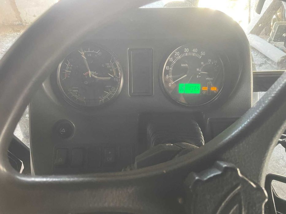 Трактор Мтз 1025