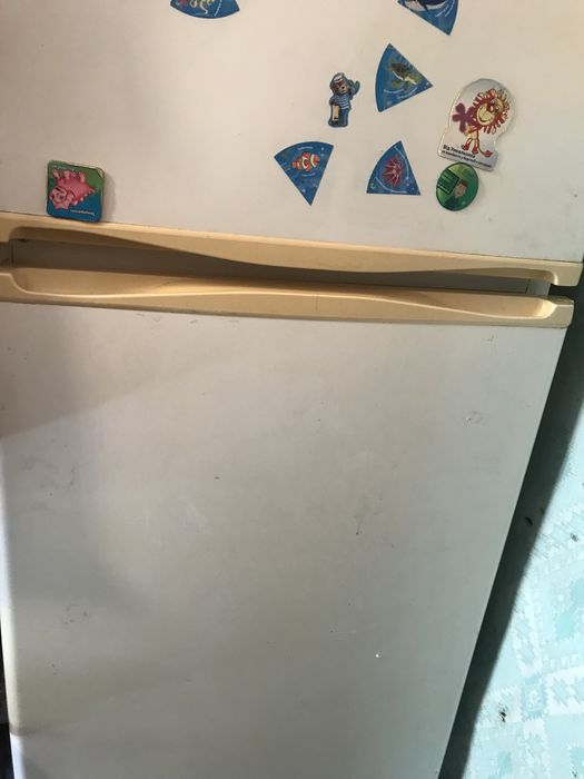 Продам холодільник SNAIGE