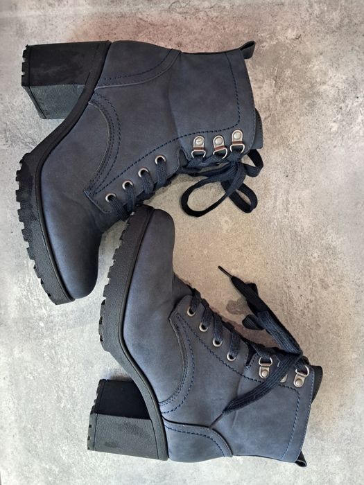 Botki 38 Esmara granat