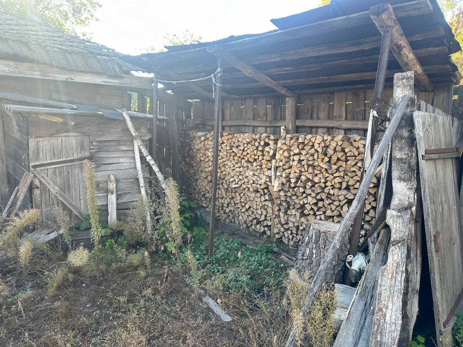Цегляний будинок у с. Лоска, 4 кімнати, житловий стан RD