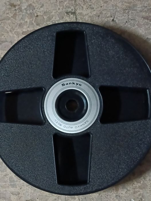 Projetor de filmes Sankyo Dualux 1000