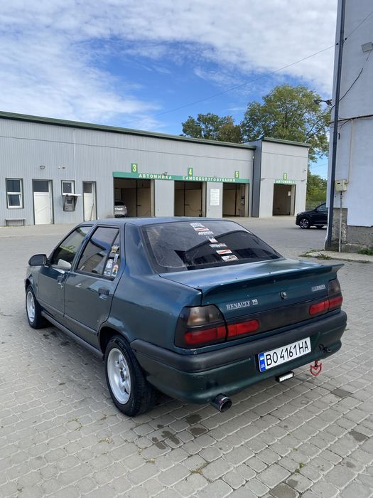 продам renault 19 1.4 газ-бензин