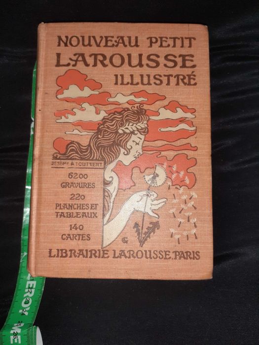 Dicionário  Nouveau Petit Larousse Illustré 1940
