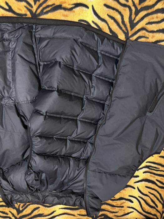 Жилетка пуховая MARK & SPENCER( Англия) XXL-XL