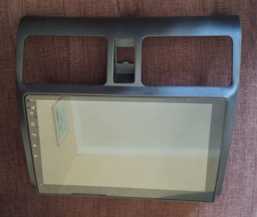 Rádio de carro com suporte e camera traseira