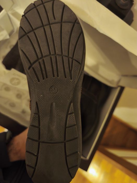 Bota senhora em pele/couro (NOVAS)