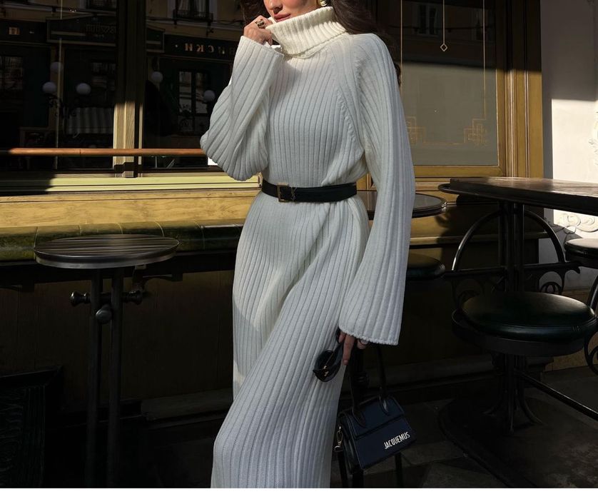 Вʼязана сукня біла