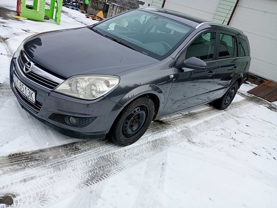 Opel Astra h 1.6 2008 rok . Bez wkładu finansowego !