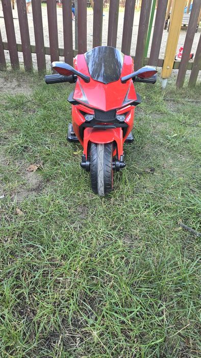 Sprzedam motor na akumulator