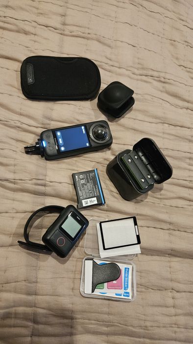 Camera insta360 x3 + acessórios