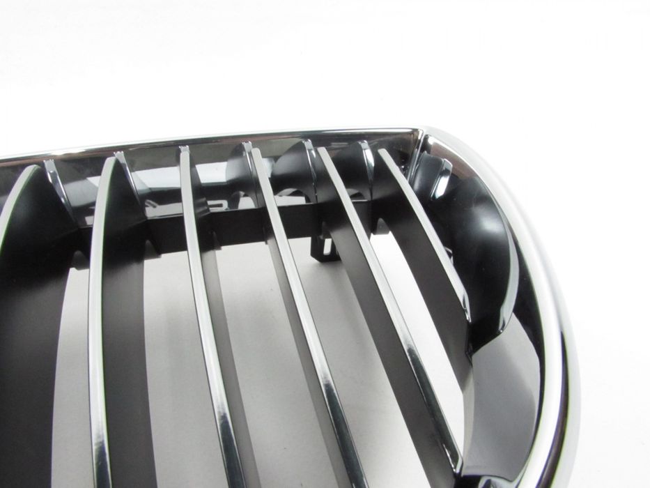 Grelhas Novo/ Original Bmw 1 (E81)/Bmw 1 (E87) 51137128613