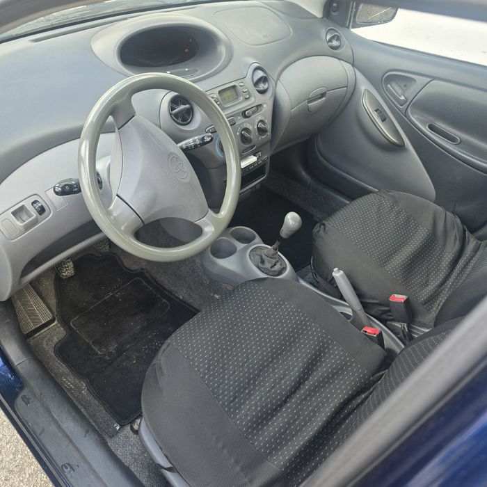 Toyota yaris com A/C