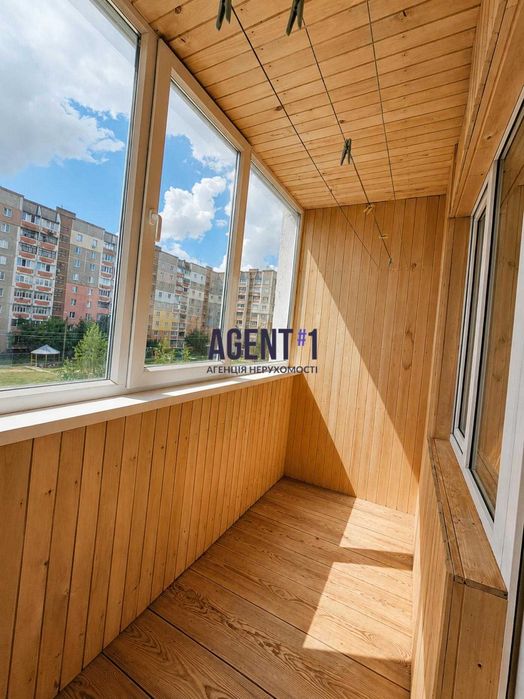 Продаж 1-кімнатної , 3 поверх, Масани. м. Чернігів. Чудовий стан будинку