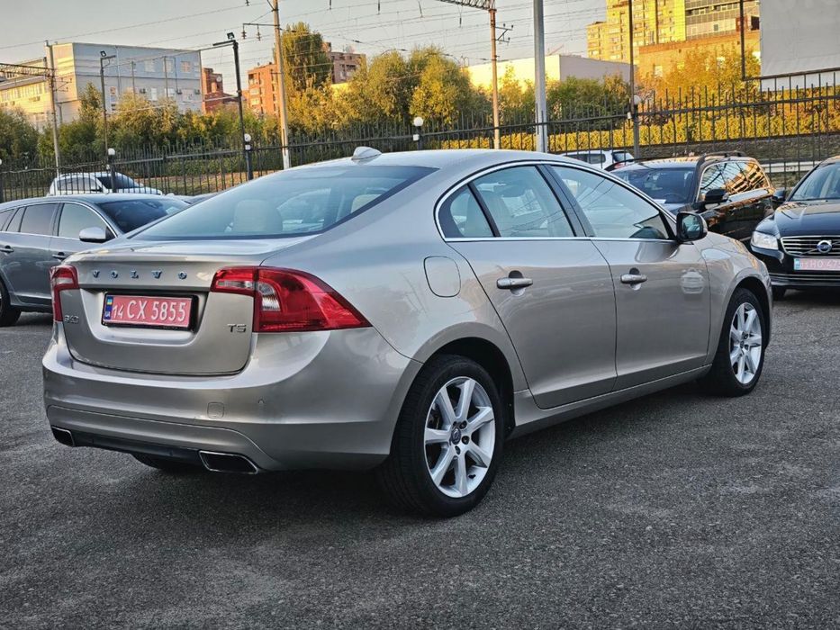 VOLVO S60 2.0 T5 бензин ІДЕАЛ ВІДЕО