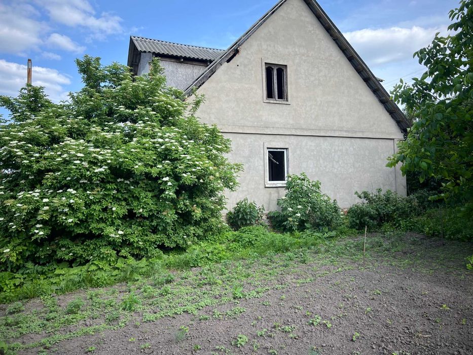 Продається будинок в м. Сквира.