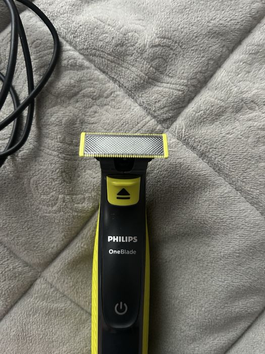 Продам електростанок Philips OneBlade