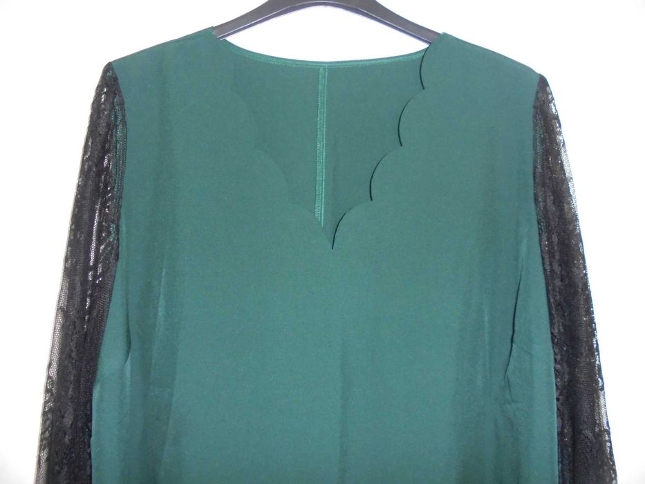 camisola de senhora cor verde com renda