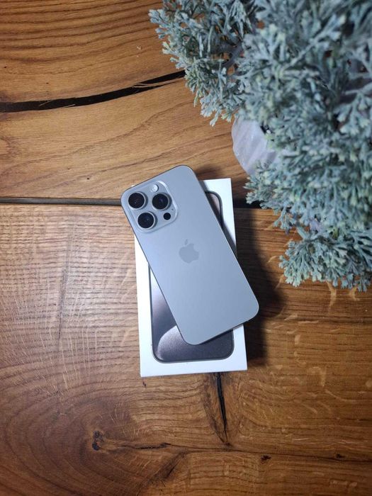 iPhone 15 Pro marki apple 128 GB Bateria w dobrym stanie