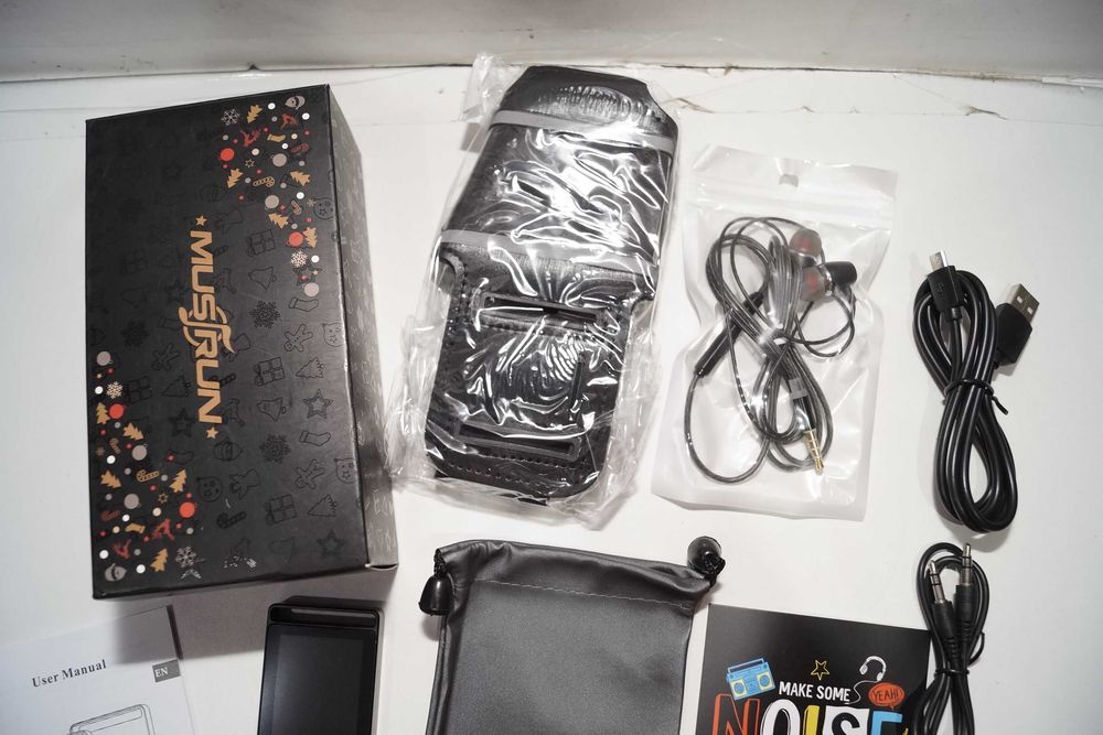 1763 Przenośny mini odtwarzacz MP3 MP4 MUSRUN 32GB bluetooth metalowy