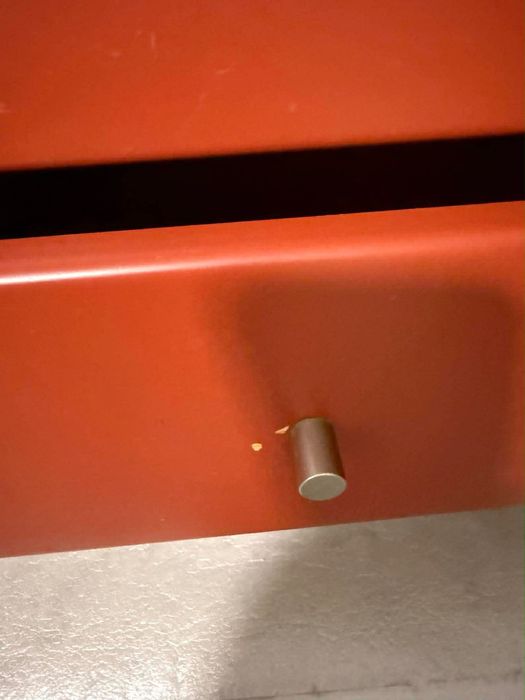 Mesa de cabeceira vintage - em madeira maciça