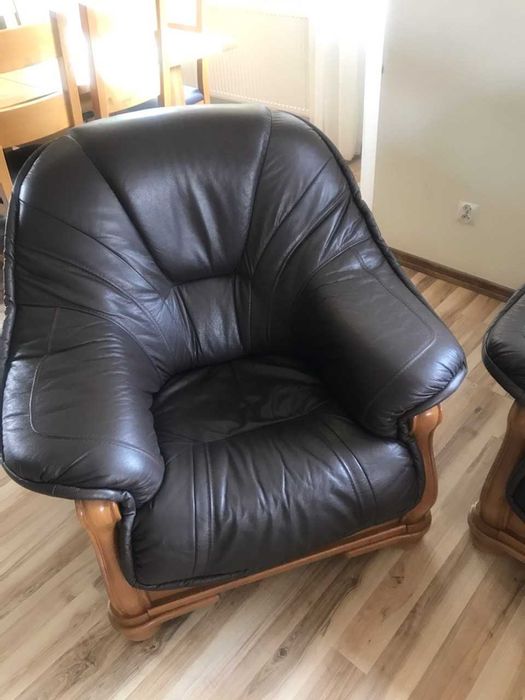 Skórzane sofy z fotelem