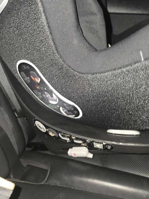 Cadeira cybex rotativa   bom estado