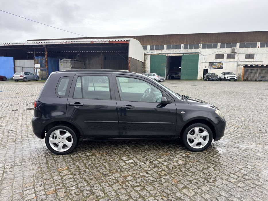 Mazda 2 1.2 16V muito nivo