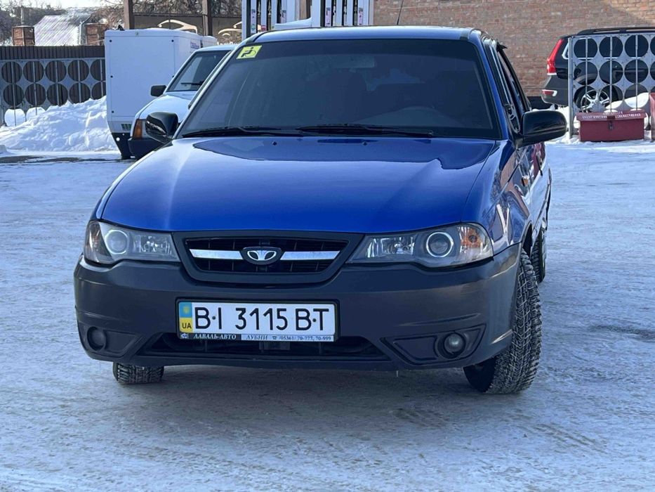 Продам авто Део Нексія 2012 року