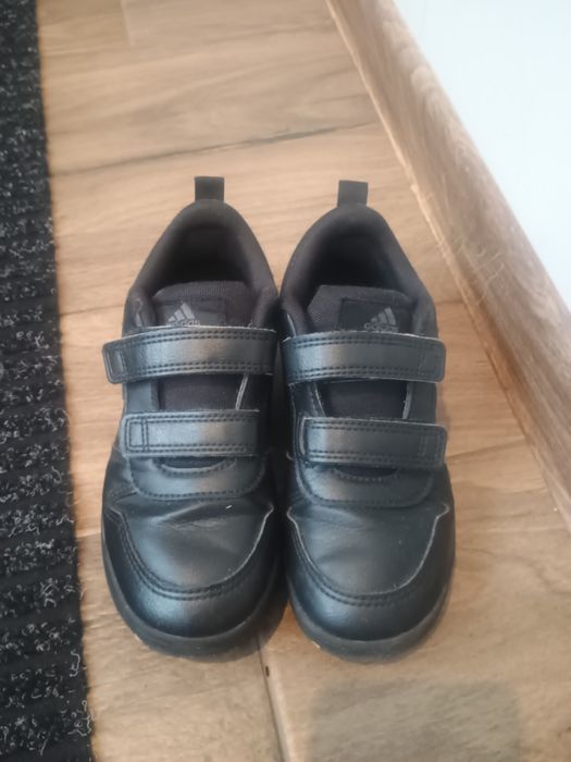 Adidasy adidas na rzepy.