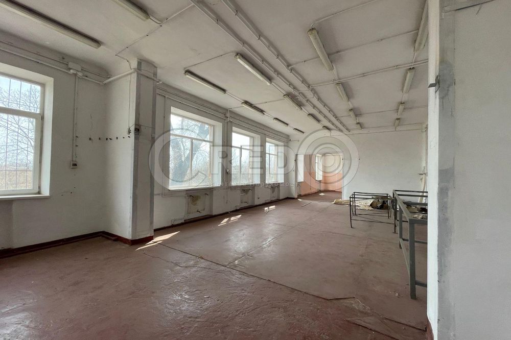 Продаж окремо розташованої будівлі (район Фрунзе).