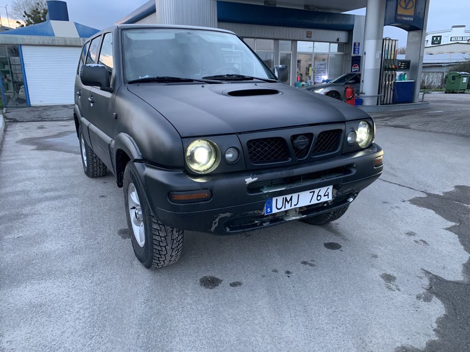 Nissan Terrano ll 2000