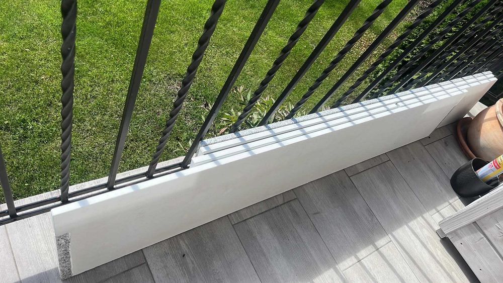 Parapety granitowe (szare) używane 5 szt.