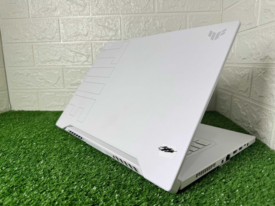 Asus TUF Dash｜RTX 3070｜i7-11370H｜15.6" 240Гц｜OЗУ 16 gb｜SSD 1 tb