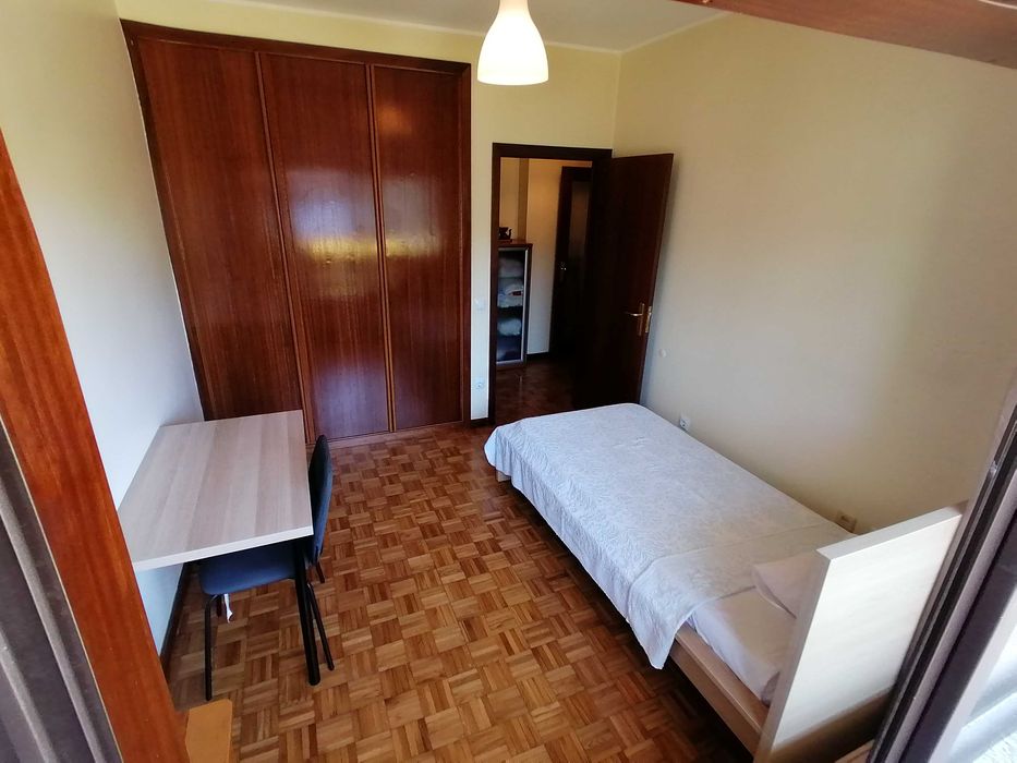 Quarto Arrendar/Alugar a Estudantes ou Trabalhadores - Gaia