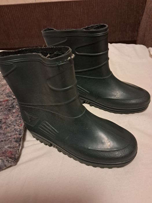 Детские тёплые резиновые сапожки