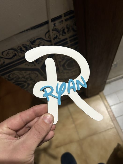Placa com nome personalizado estilo Disney