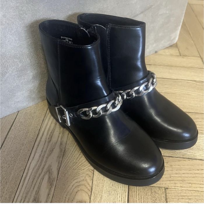 Zara чобітки на дівчинку демі