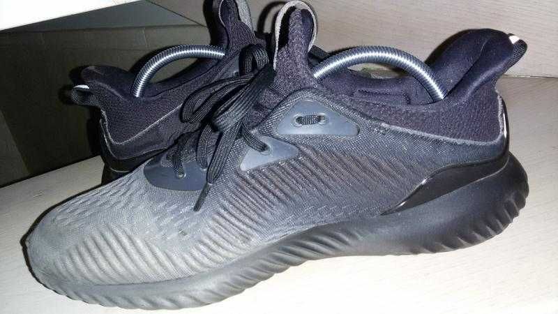Adidas alphabounce- кросівки  р45/5 (29,5 см)