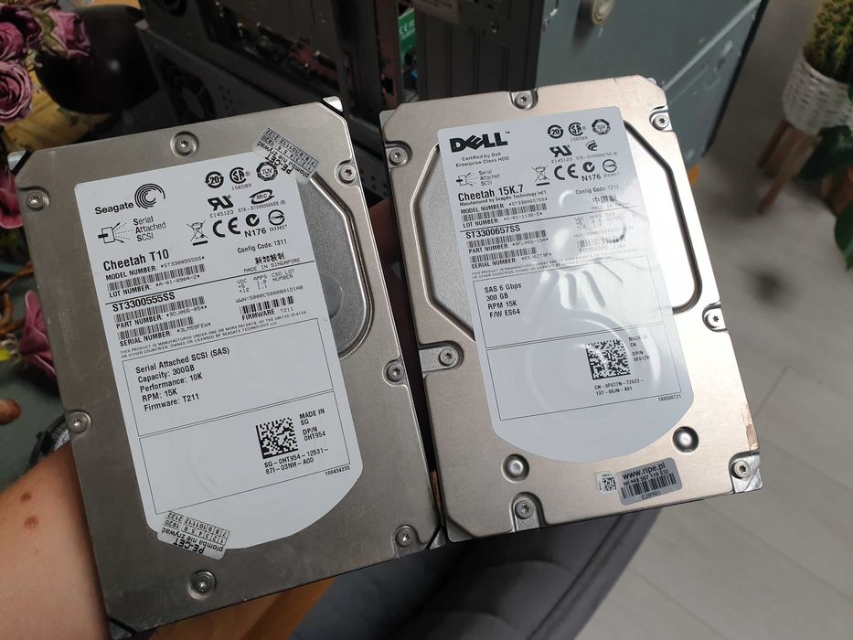 2 dyski scsi sas 2x300gb serwerowe RPM 15K dysk HDD 300Gb Cheetah