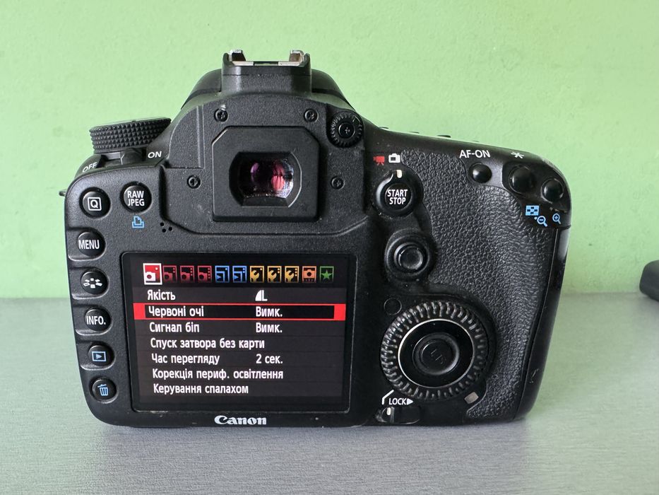 Фотоапарат Canon 7D body