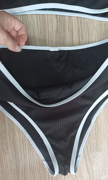 Strój kąpielowy damski dwuczęściowy r.M/L