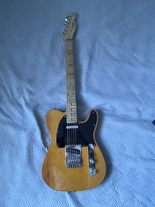 Guitarra squier