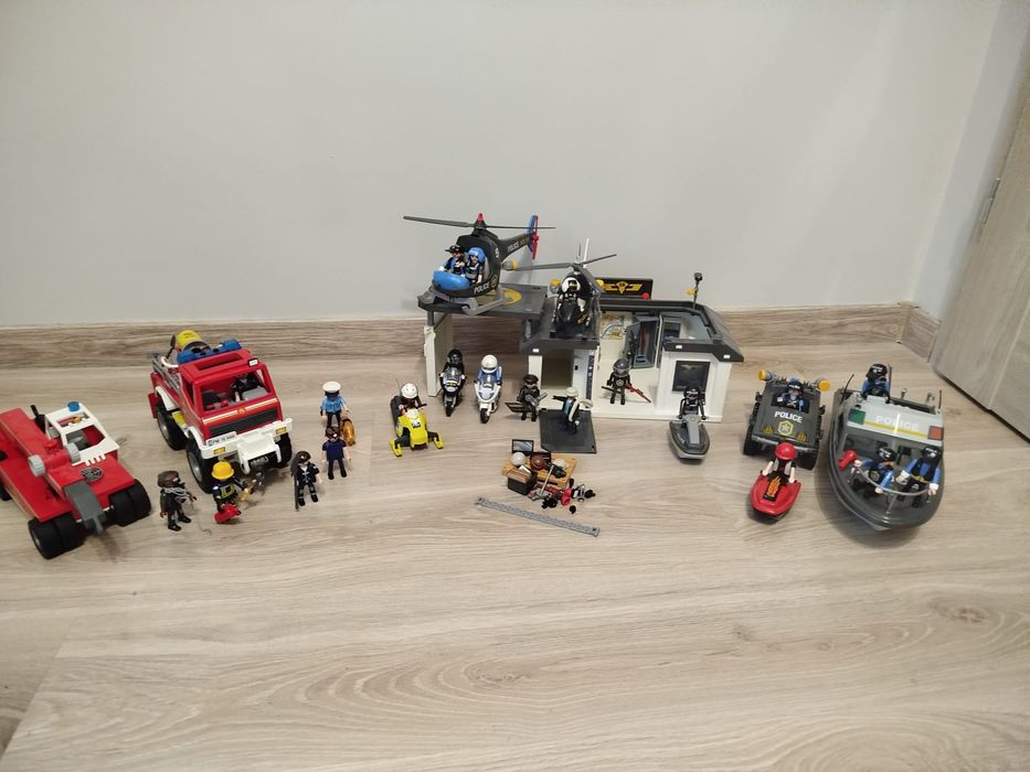 Playmobil kilka zestawów , straż ,policja, helikoptery,motory