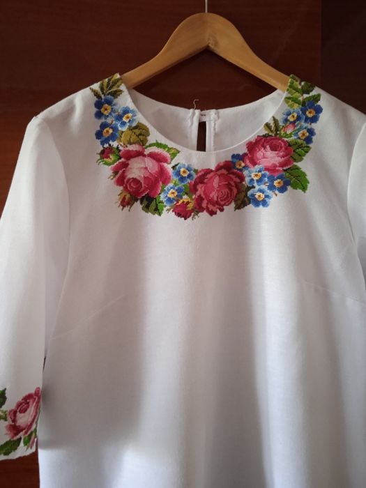 Вишиванка жіноча