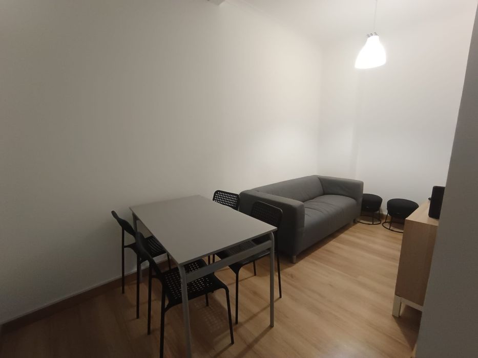 Quarto 100m metro Marquês