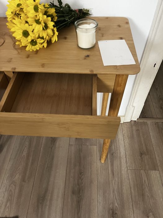 Mesa/Tocador madeira com gavetas