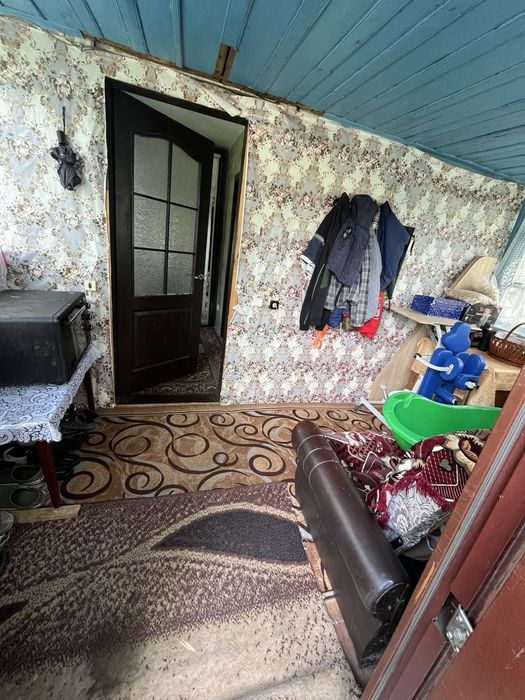 продам  будинок в центрі