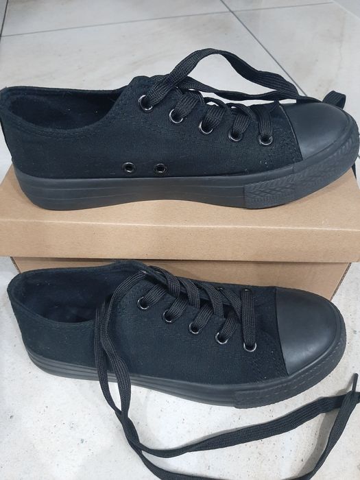 Trampki tenisówki czarne r. 35